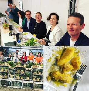 Sopra: John Werich, Sofia Ruhne, Io, Moritz Rogosky giuria del Festival delle Nazioni Sotto: Assessore al Turismo e Promozione del territorio Nicola Benini